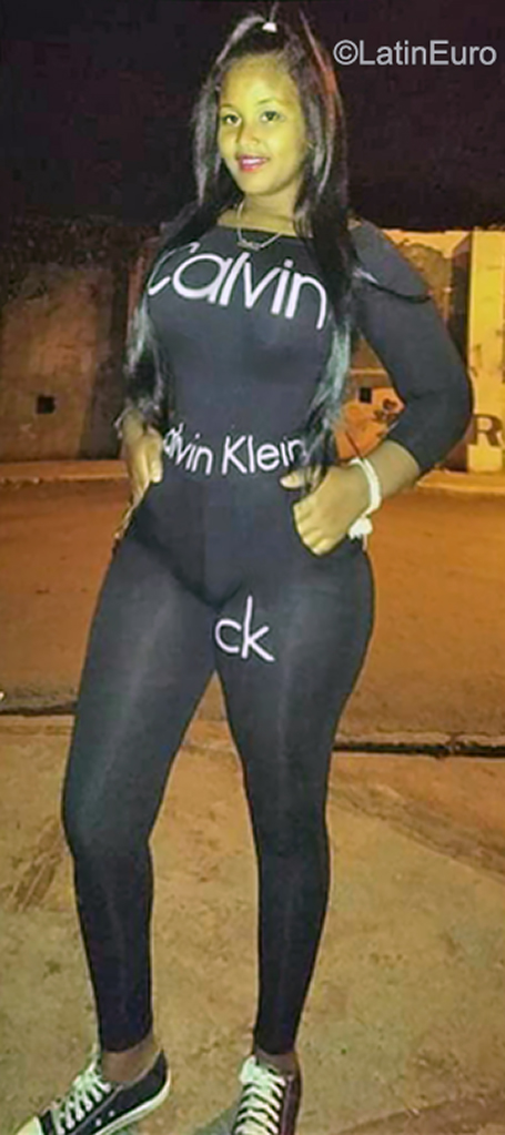 Date this charming Dominican Republic girl Keyla from Santiago DO40877