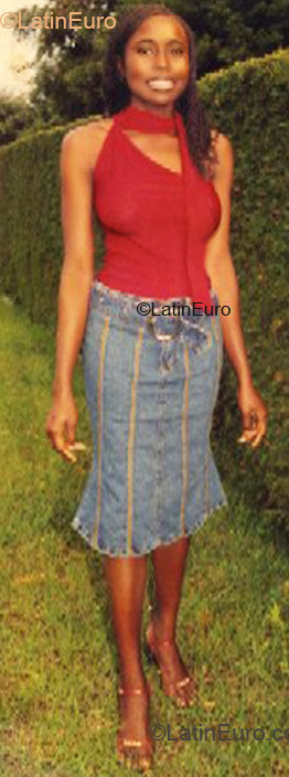 Date this pretty Any Country girl Pauline from  A9515