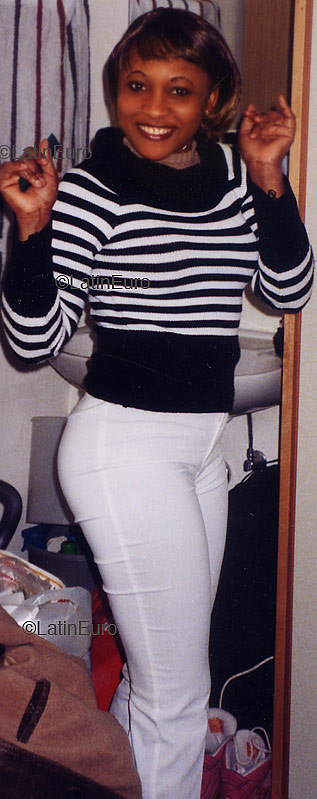 Date this voluptuous Any Country girl Marie from  A9685