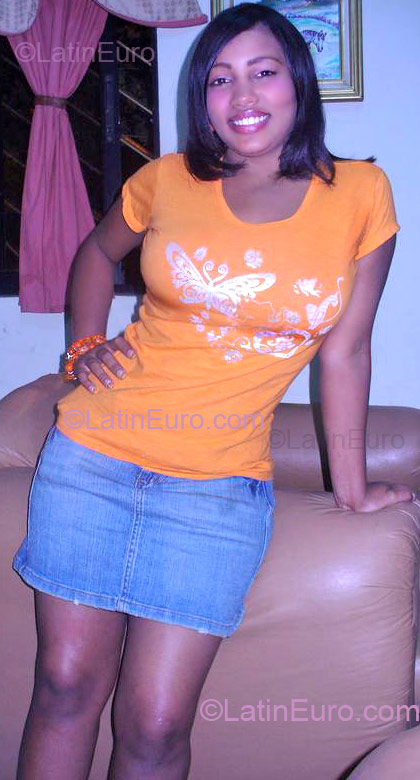 Date this sultry Any Country girl Josefina from  N-1675