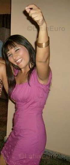 Date this sultry Honduras girl Diana from San Pedro Sula N-382