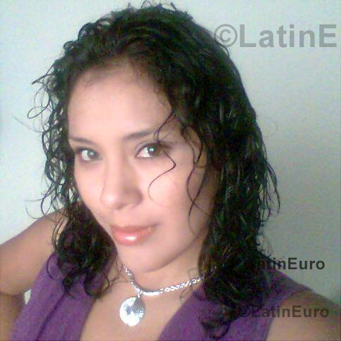 Date this foxy Peru girl Rosa from Lima N-486