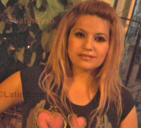 Date this stunning Any Country girl Maria from  N-590