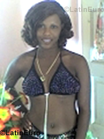 Date this foxy Any Country girl Kafhica from  N-597