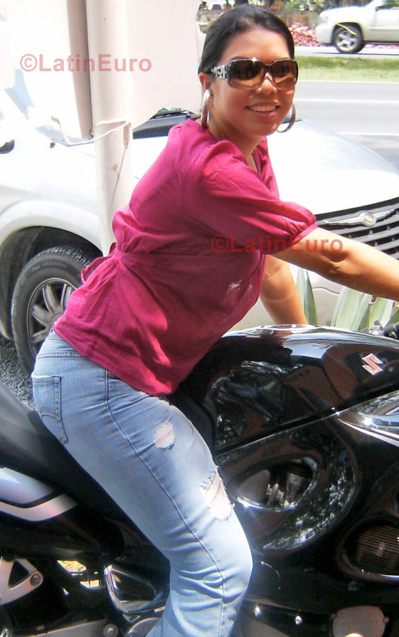 Date this gorgeous Mexico girl Dayane from  N-612