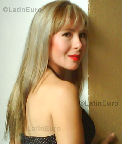 Date this happy Mexico girl Alejandra from San Francisco del Rincon N-688