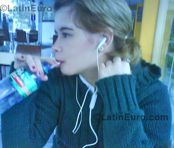 Date this fun Any Country girl Rita from Formosa N-701