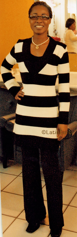 Date this athletic France girl Marie from  N1032