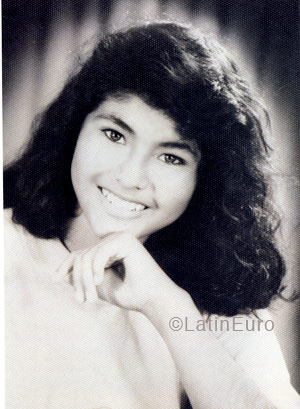 Date this beautiful Peru girl Lilian from Lima N1123