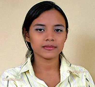 Date this cute Any Country girl Kimberlin from  N1234