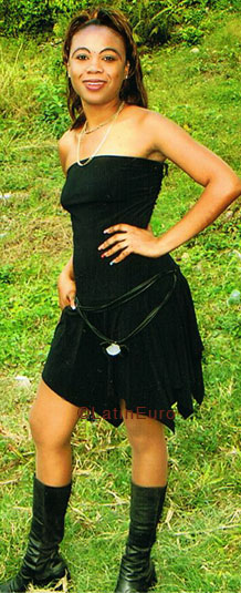 Date this hot Jamaica girl Shearldene from  N2128