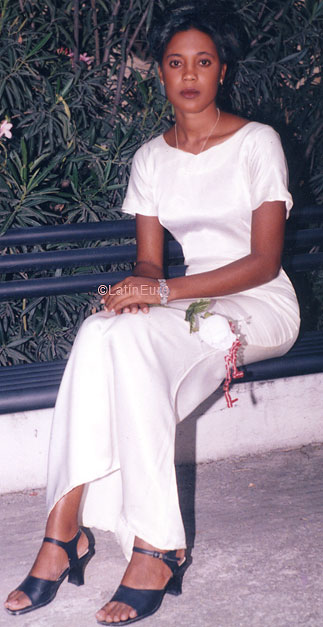 Date this beautiful Any Country girl Myrtha from  N2362