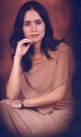 Date this pretty Honduras girl Rosa from  N2550