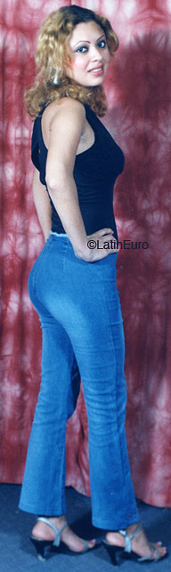 Date this young Honduras girl Erika from San Pedro Sula N2553