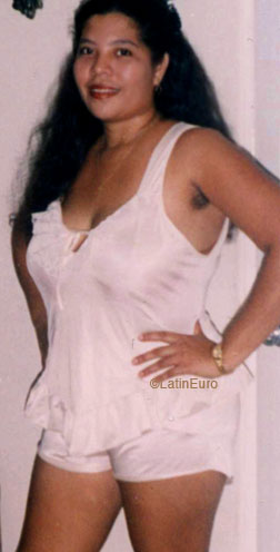 Date this charming Panama girl Hilda from  N2689