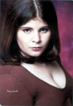 Date this hot Panama girl Michelle from  N2764