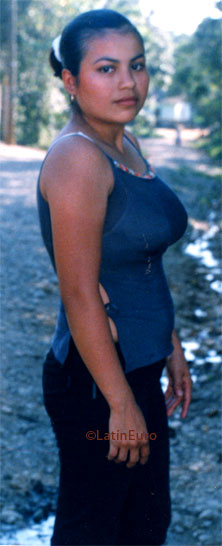 Date this athletic Honduras girl Maria from San Pedro Sula N3002