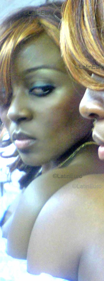 Date this tall Any Country girl Aisha from  N310