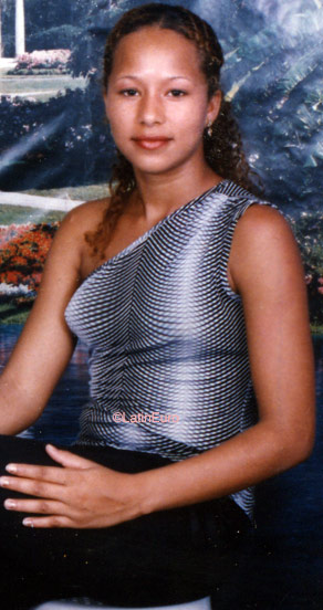 Date this beautiful Honduras girl Jessi from  N3219