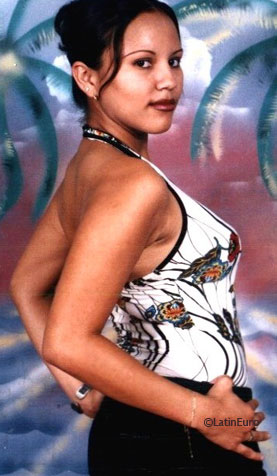 Date this funny Honduras girl Ehidy from Morazan N3299