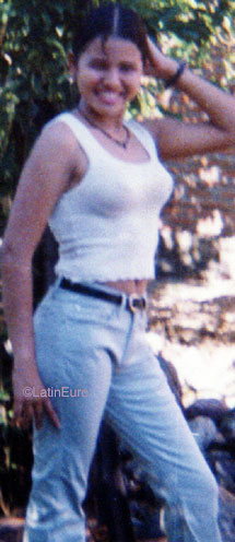 Date this passionate Honduras girl Delsy from Choluteca N3394