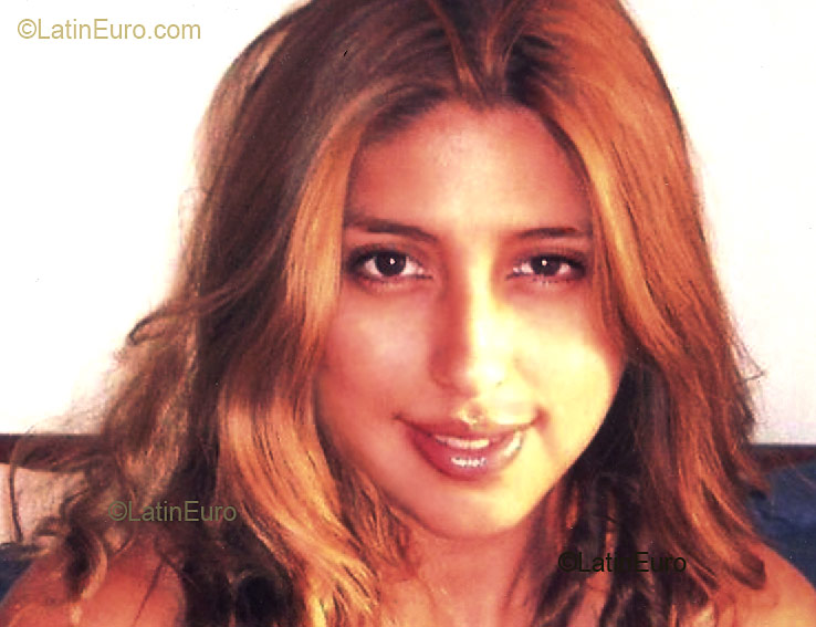 Date this attractive Peru girl Elizabeth from Lima N476