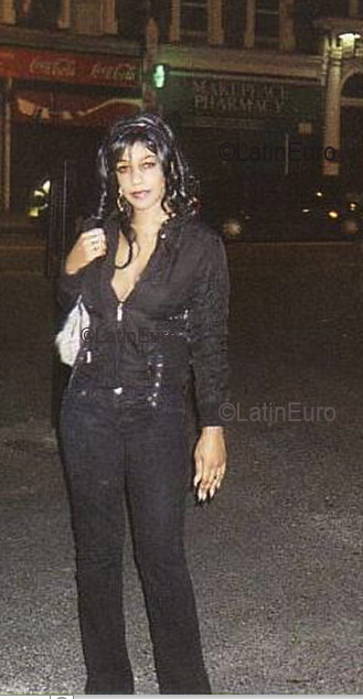 Date this attractive Any Country girl Jada from  N514