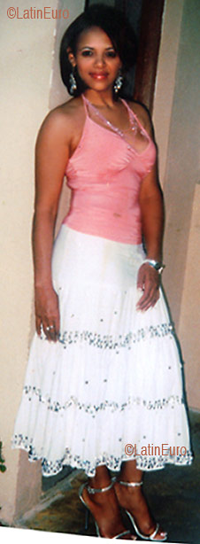 Date this nice looking Any Country girl Raysa from  N644