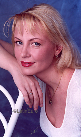 Date this attractive Russia girl Elena from  N3792