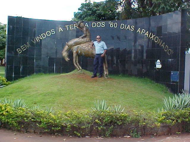 Date this happy Brazil man Jo&Atilde;&pound;o from Belo Horizonte BR906