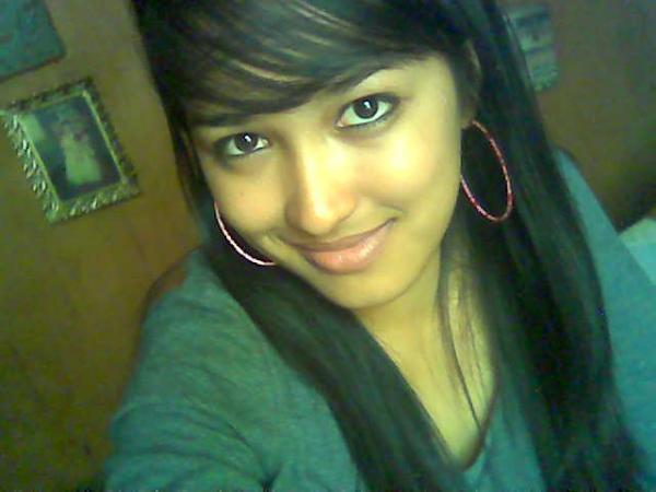 Date this hard body Philippines girl Lavable_Kriss from Ozamis City PH80