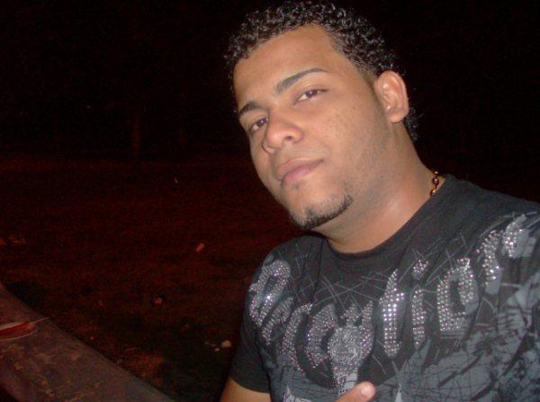 Date this young Dominican Republic man Yefersson from Santo Domingo D.n DO1583