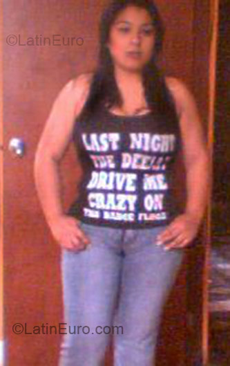 Date this gorgeous Peru girl Petty from Lima PE125