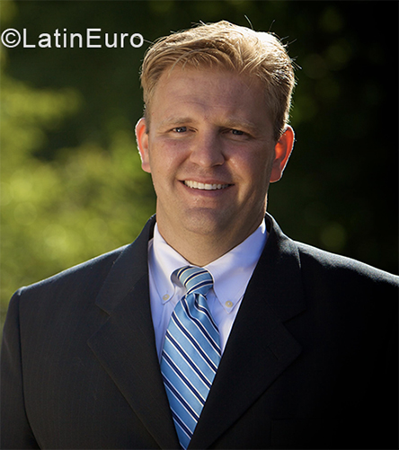 Date this athletic United States man Gary from Salt Lake City US19541