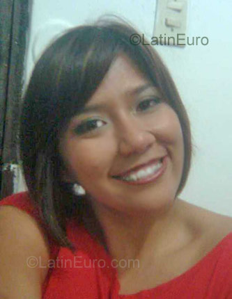 Date this cute Peru girl Yochinita from Lima PE187