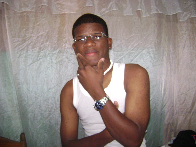 Date this funny Dominican Republic man Henry from Santo Domingo DO3087