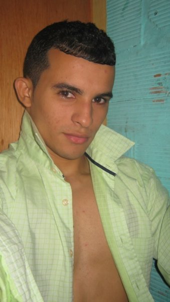 Date this young Colombia man Andres22 from Barranquilla CO3264