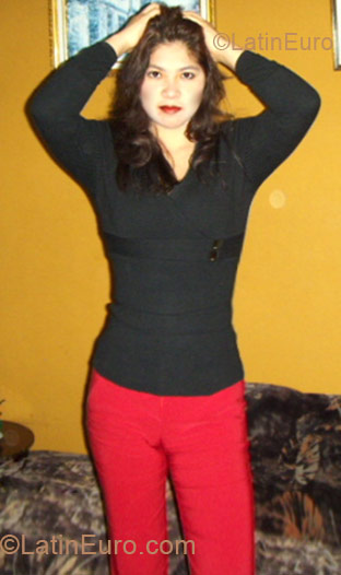 Date this beautiful Peru girl Annia from Lima PE270