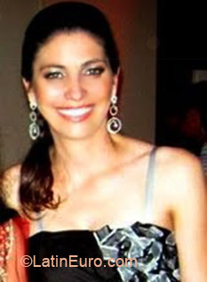 Date this charming Brazil girl Indi from Curitiba BR5914