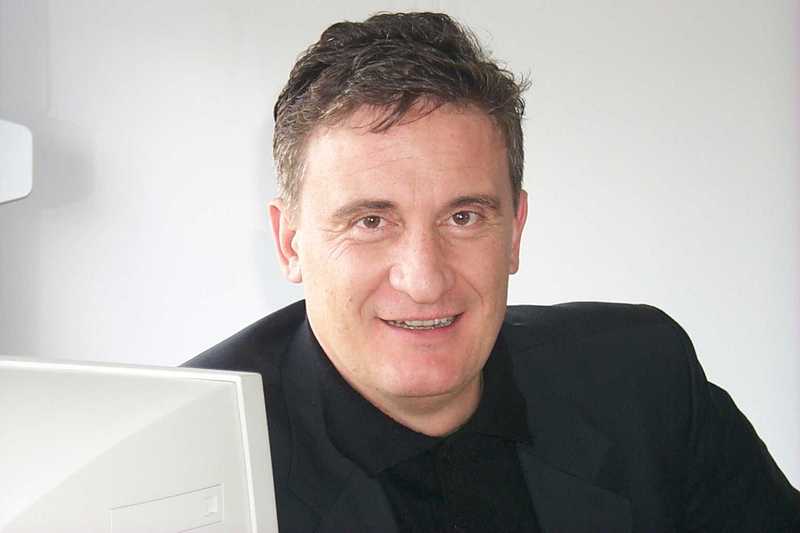 Date this funny Brazil man Jlpn747 from Sao Paulo - Rio de Janeiro ES124