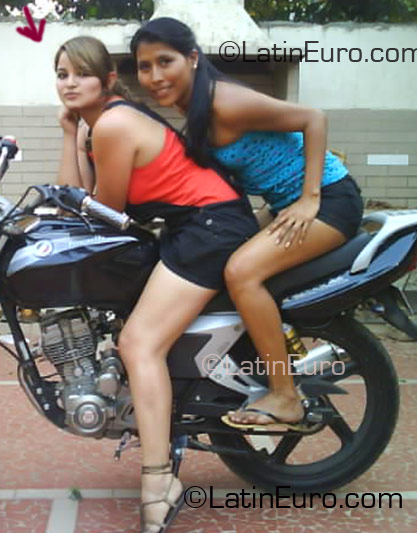 Date this foxy Bolivia girl Yesmin from Santa Cruz PE306