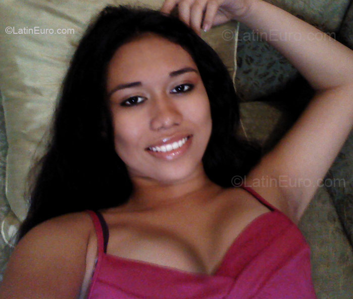 Date this stunning Guatemala girl Sandra Patricia from Mazatenango GT7