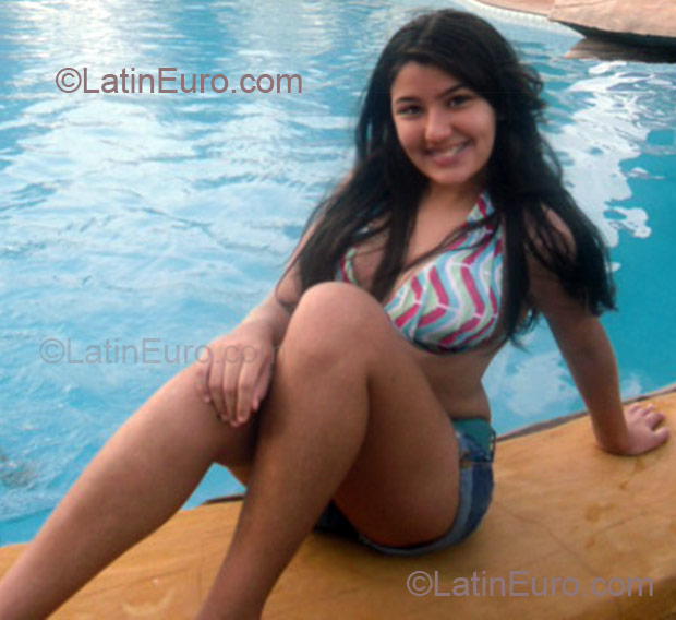 Date this pretty Brazil girl Isabela from Belem BR3418