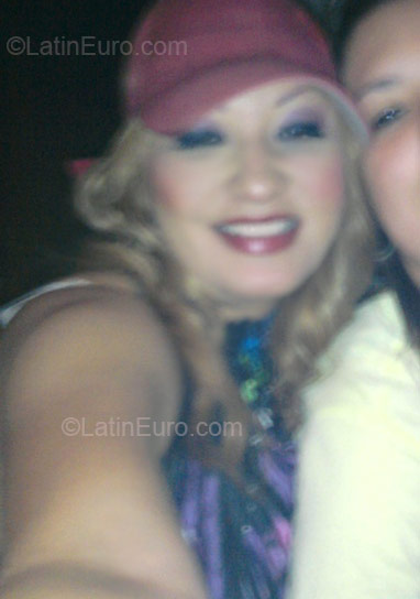 Date this tall Nicaragua girl Gema from Granada NI9