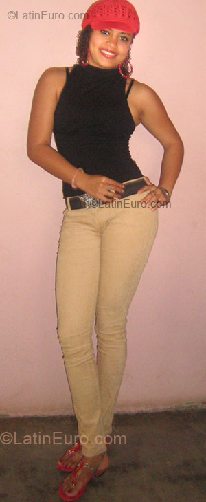 Date this voluptuous Honduras girl Delmis from San Pedro Sula HN229