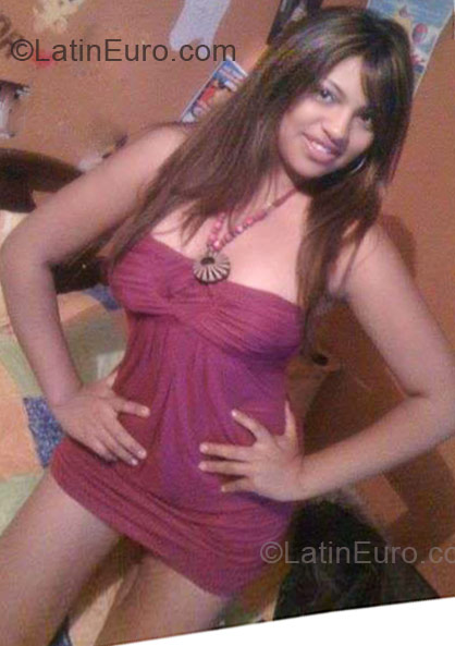 Date this hard body Ecuador girl Lizbeth Marcela from Ambato EC34