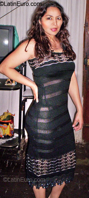 Date this lovely Peru girl Laura from Lima PE514