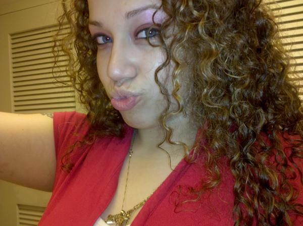 Date this pretty United Kingdom girl Sharwill0824 from South East GB440