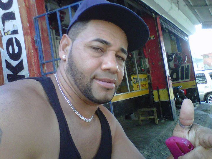 Date this cute Dominican Republic man Franklin from Santo Domingo DO5631