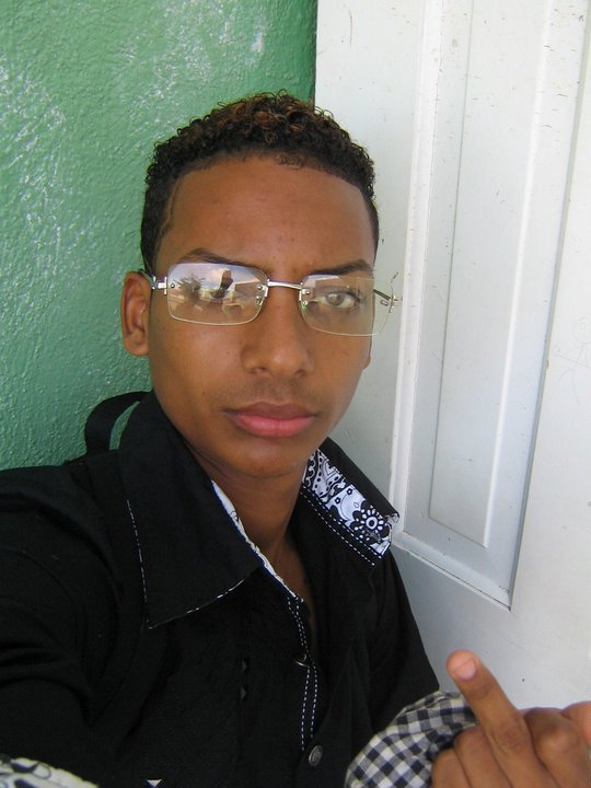 Date this tall Dominican Republic man Alan18 from Santo Domingo DO5804